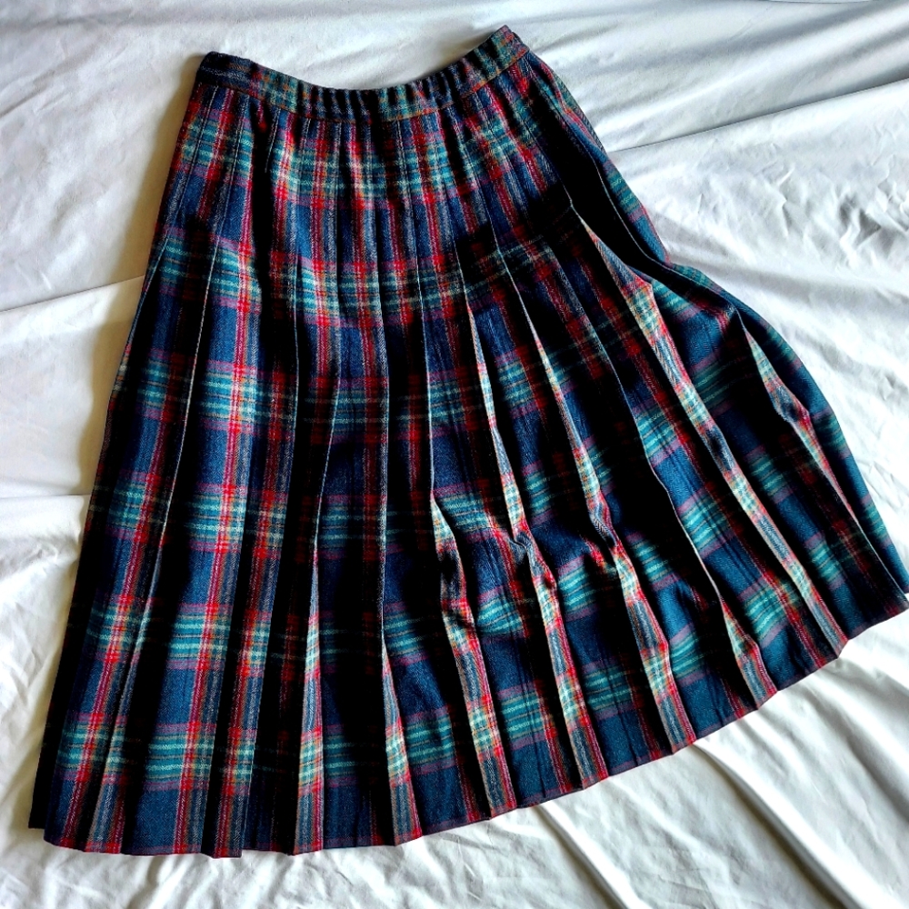 PENDLETON Plaid wool pleated midi skirt size 4 women